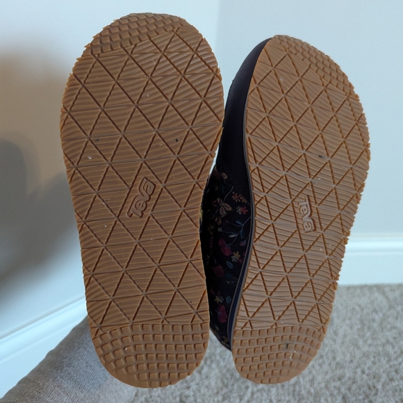 Teva x Anna Sui Floral Ember Quilted Slip On Shoe sz 7 - Picture 7 of 9